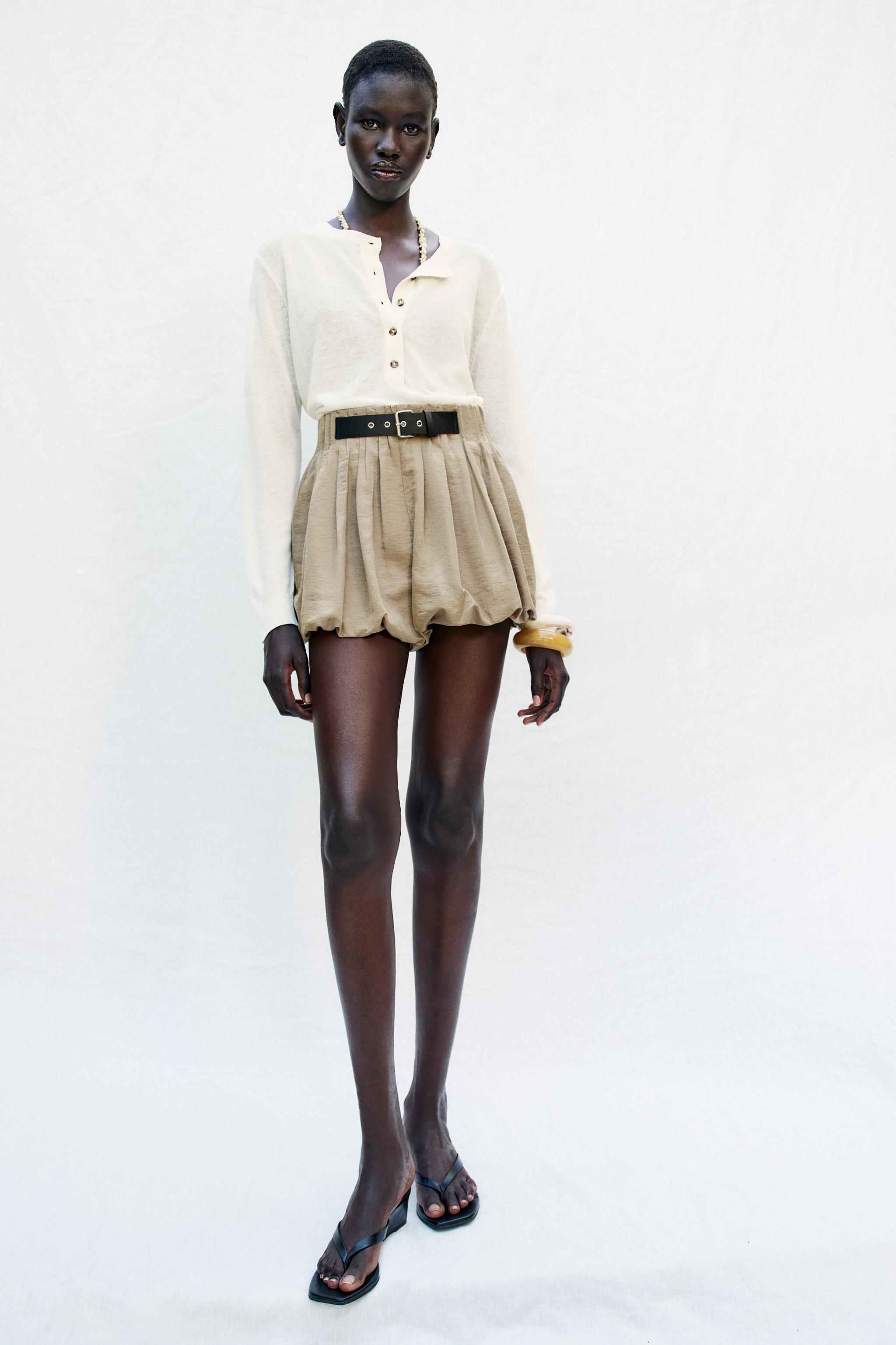 SHORT BOULE AVEC BOUCLE